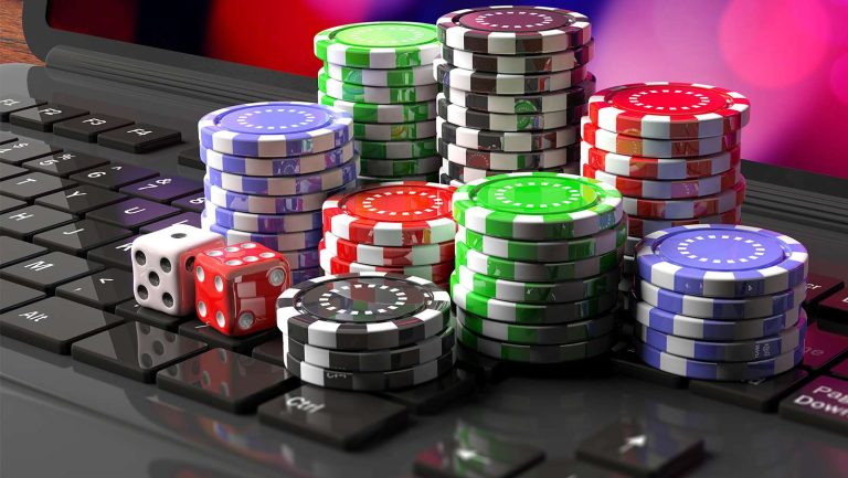 Winning Big: The Ultimate Guide to Online Poker Strategies